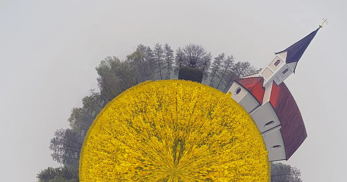 How to make Tiny Little Planet Photos? • mogma How to make Tiny Little Planet Photos? • mogma